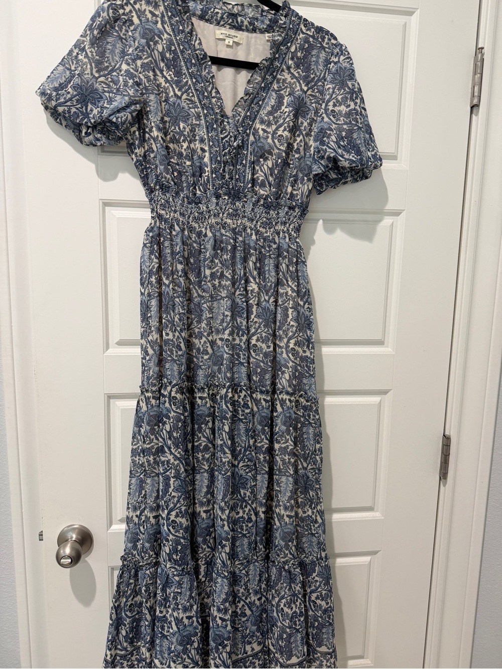 Max Studio Blue Floral Maxi Dress with Smocked Waist and Puff Sleeves